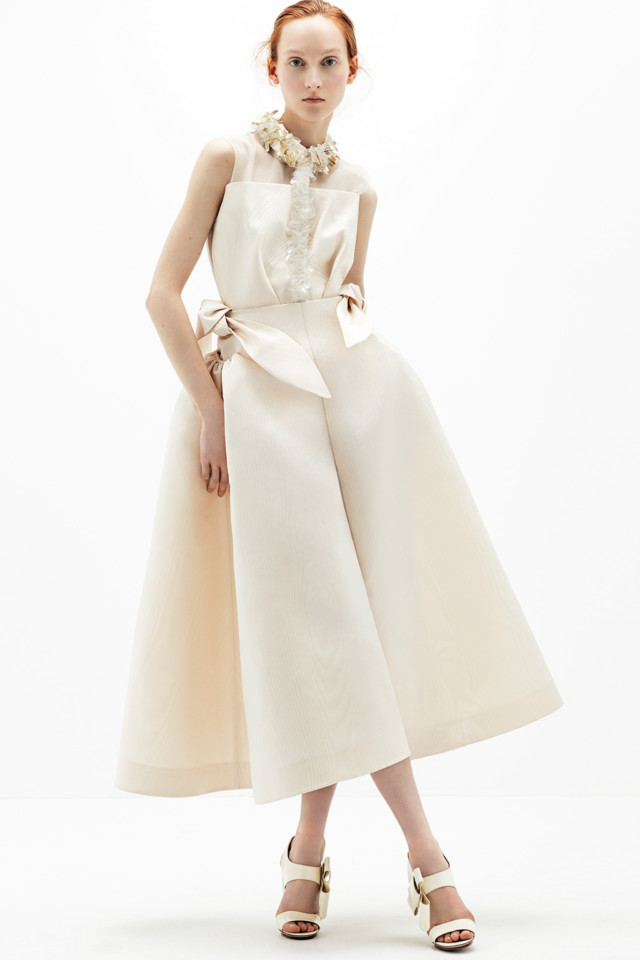 5 Wedding Dress Trends From The Spring Summer 2017 Bridal Shows 4 Tea Length