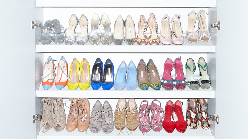 shop clear vinyl sandal summer trend