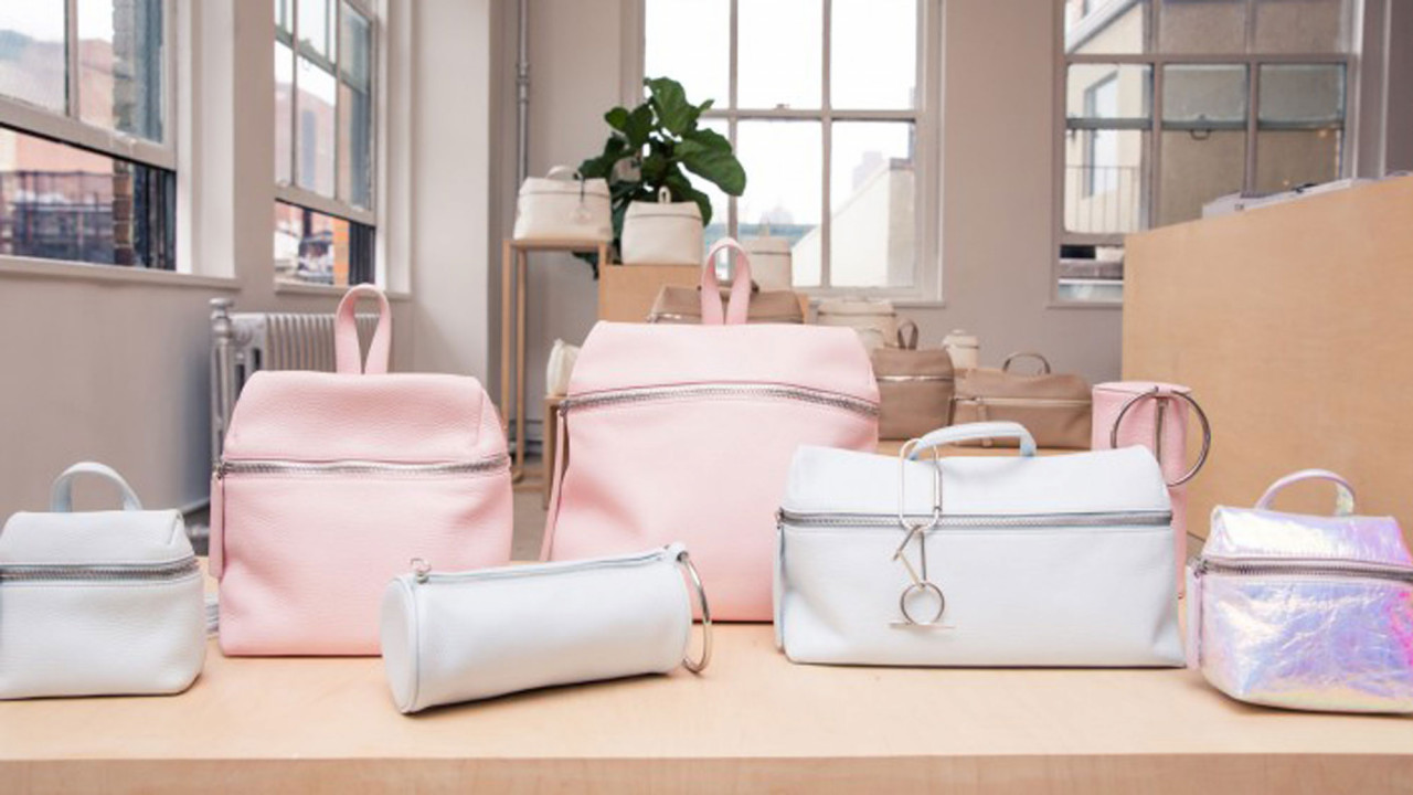 shop pieces of hand luggage