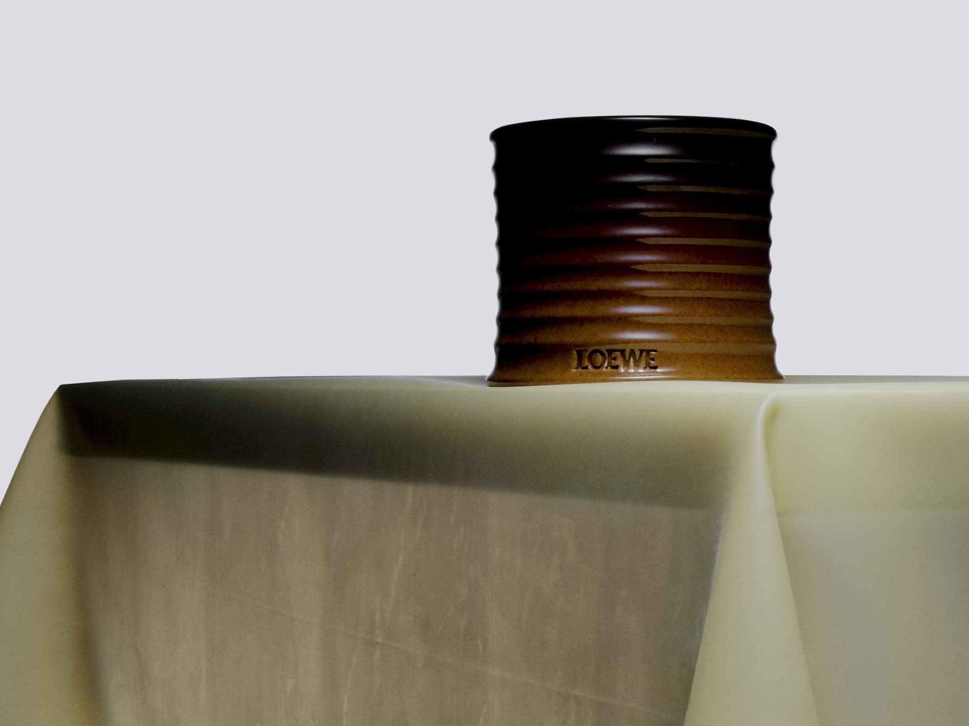 loewe candle 2