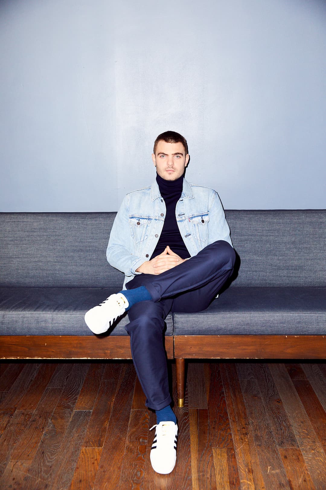 Alex Roe Talks Forever My Girl, His Singing Ability, and More