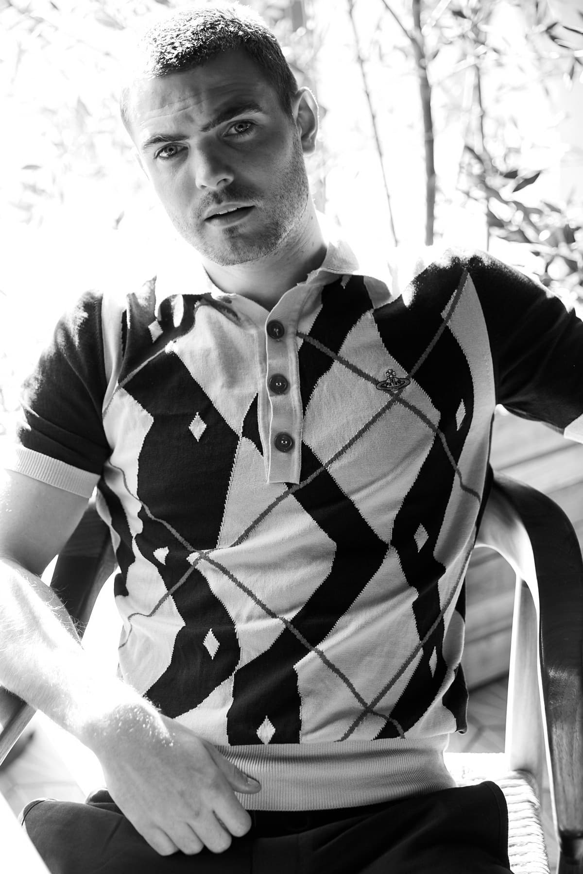 Alex Roe Talks Forever My Girl, His Singing Ability, and More