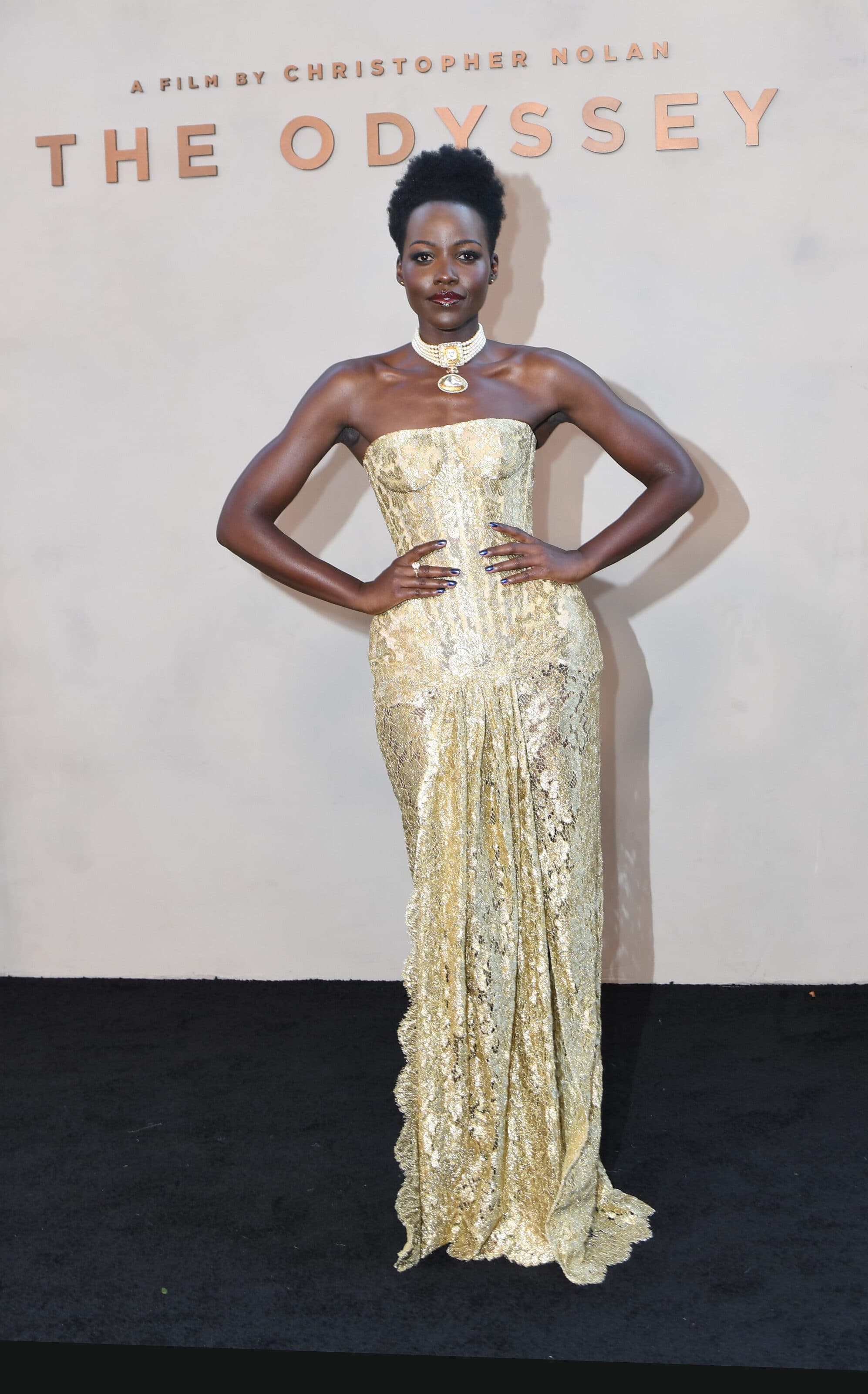 dress the celebrity Best Red Carpet Style Photos: Updated Daily Strapless Celebrity Evening Dress
