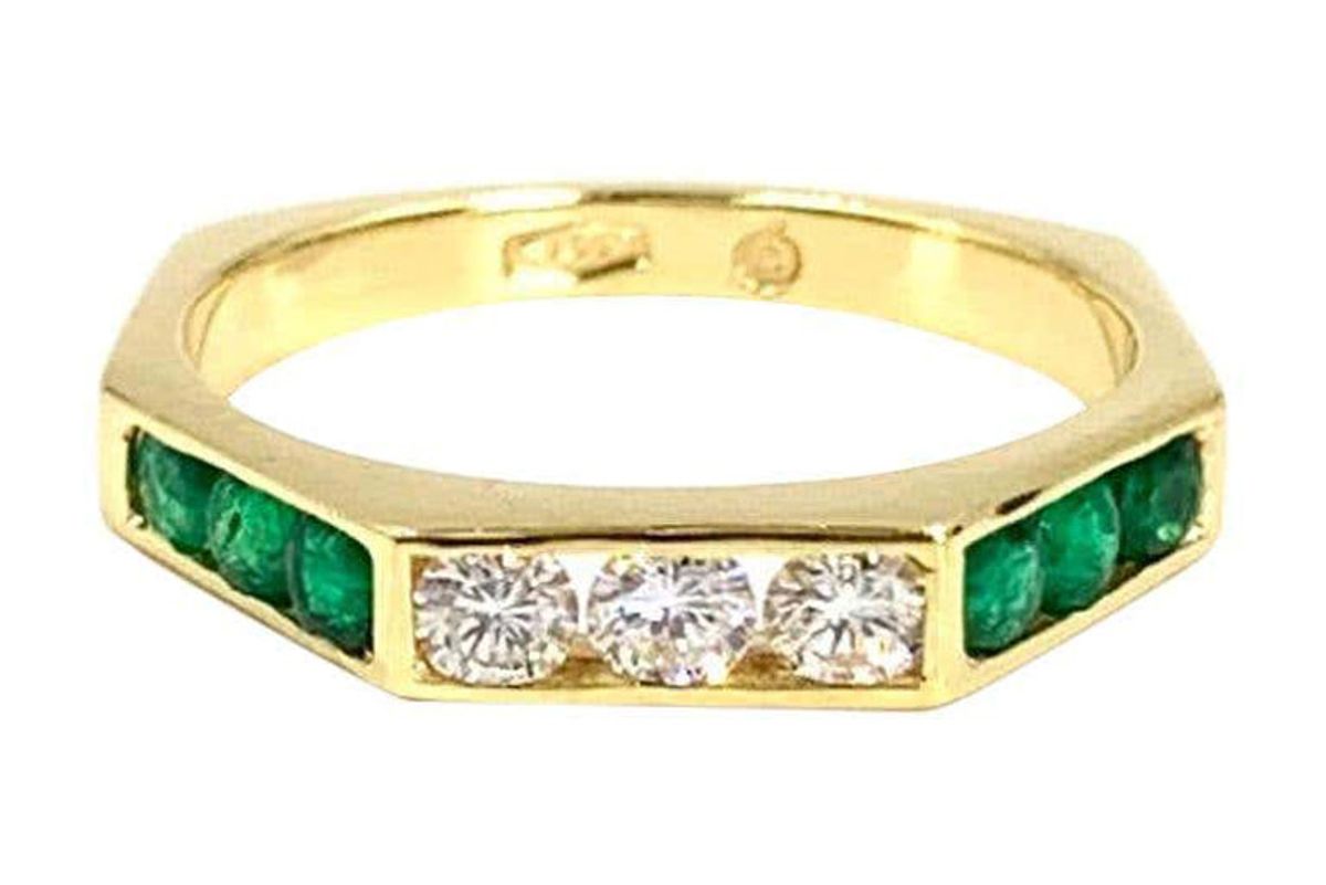 18 karat emerald and diamond modern band ring
