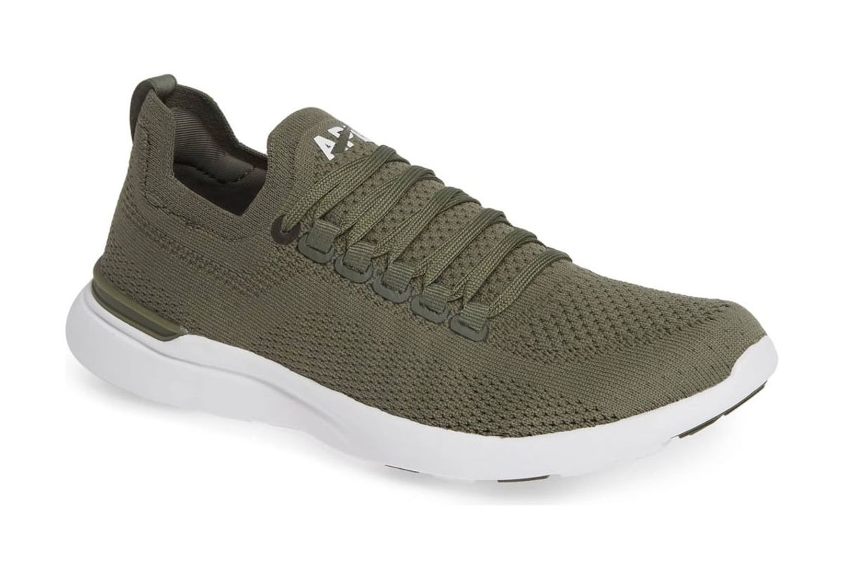 apl techloom breeze sneakers