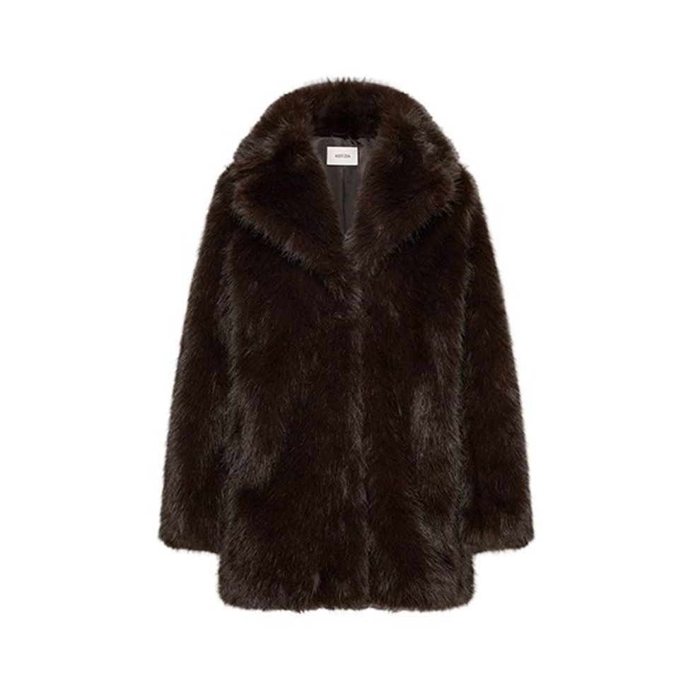 aritzia-faux-fur-coat