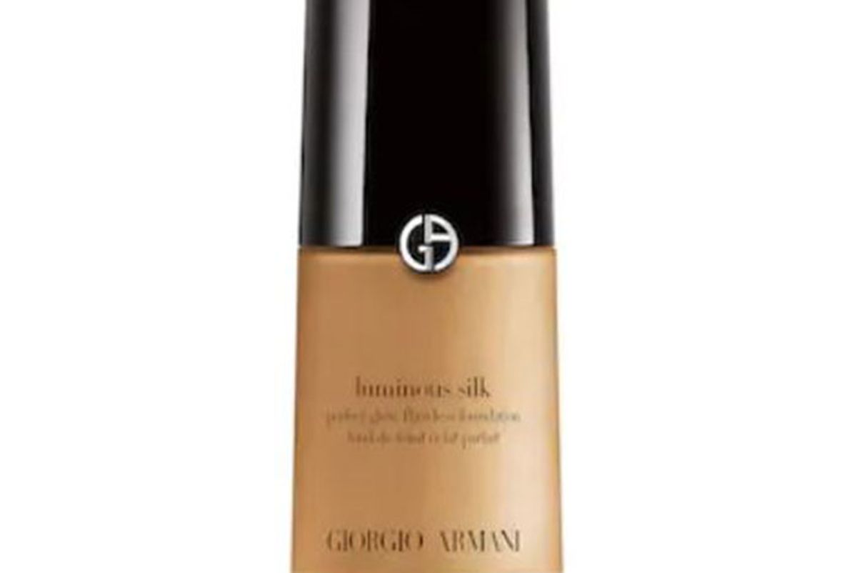 armani beauty silk perfect glow flawless oil free foundation