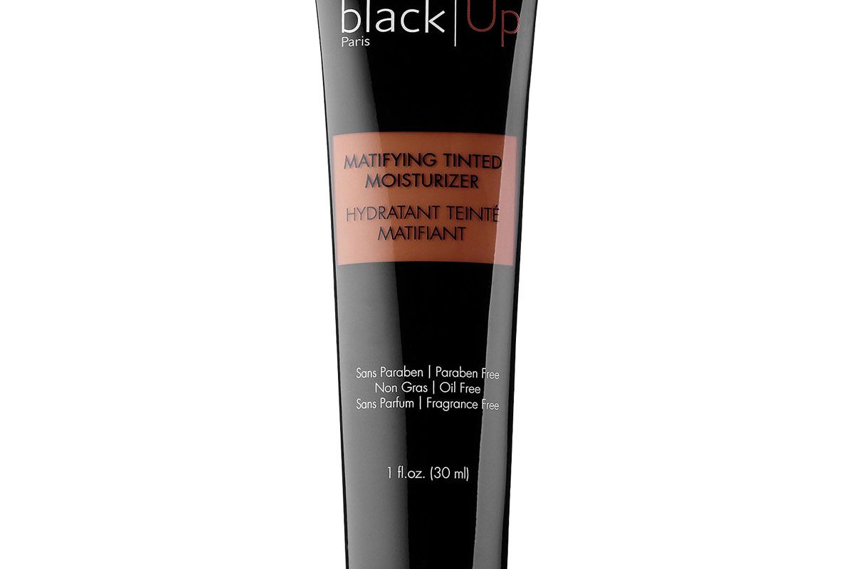 black up matifying tinted moisturizer