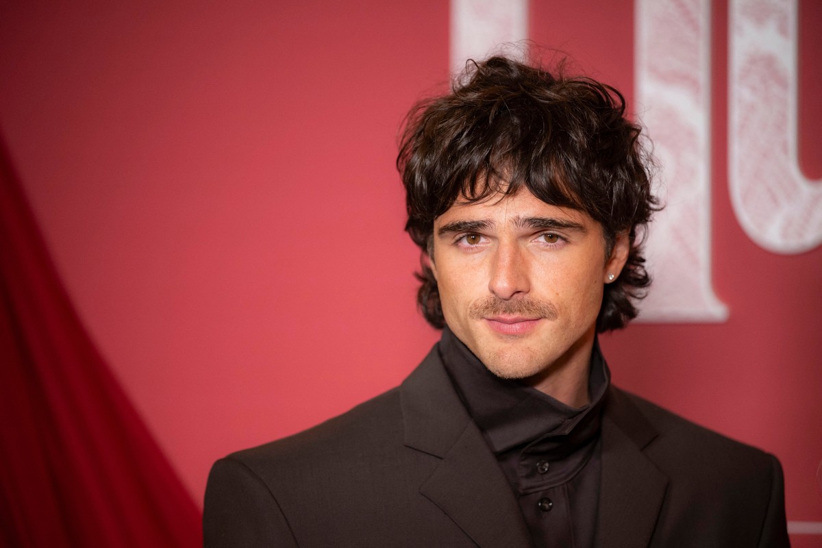 The Story Behind Jacob Elordi's New "Whimsical" Mullet