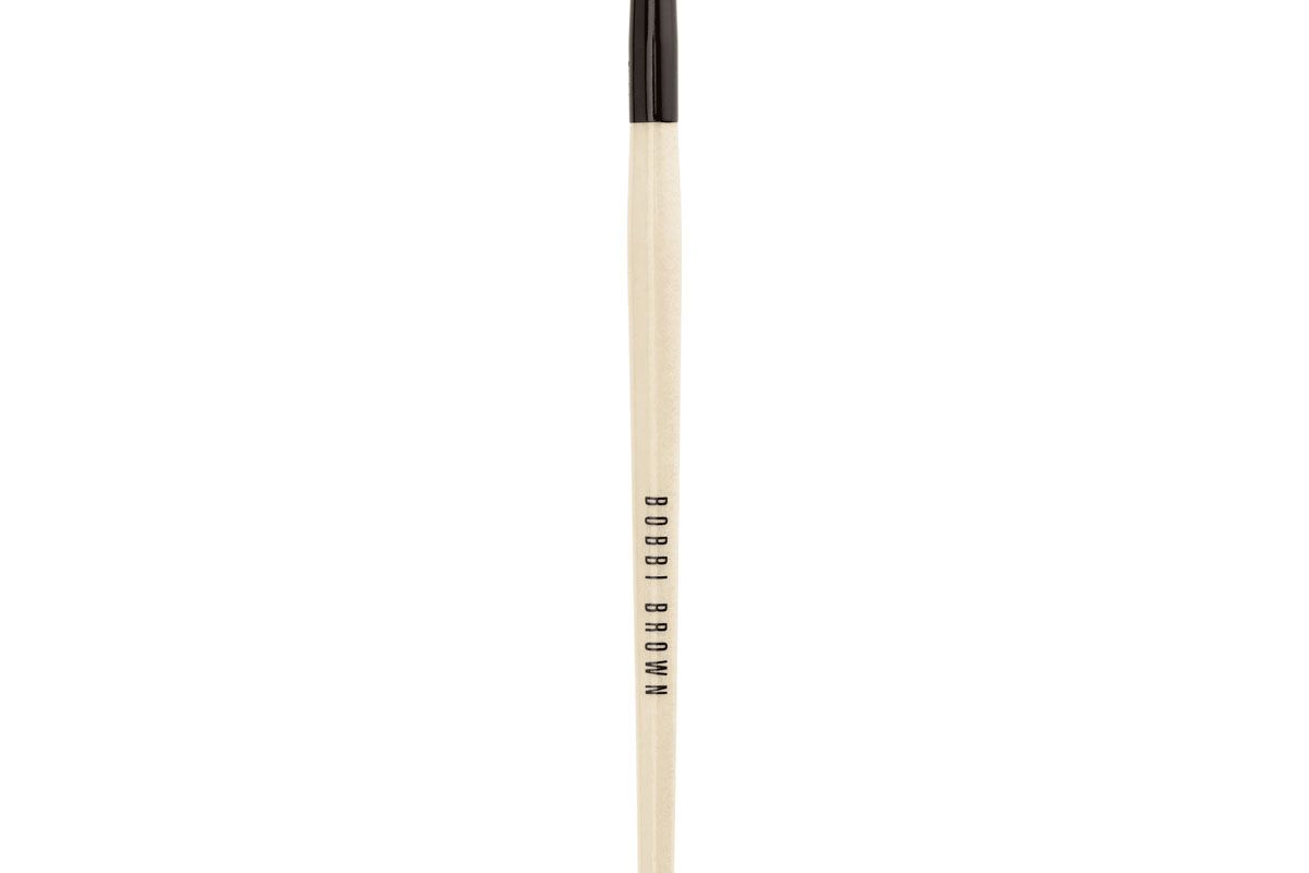 bobbi brown eye definer brush