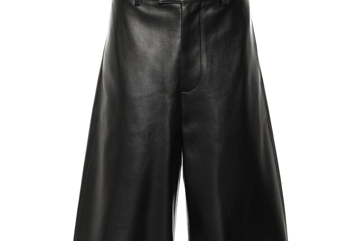 bottega veneta leather shorts