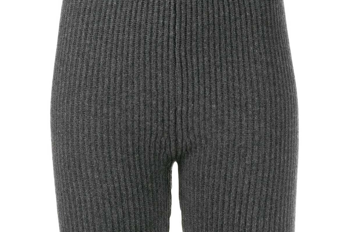 cashmere in love mira knitted biker shorts