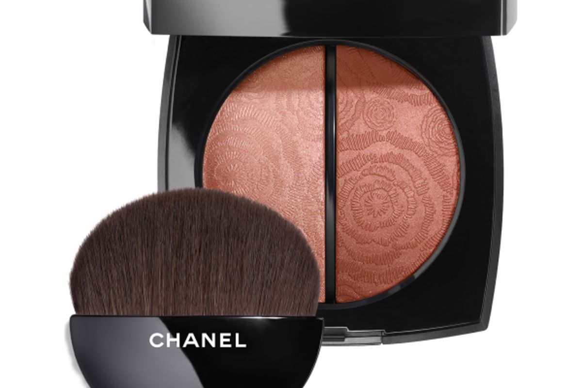 chanel fleurs de printemps blush and highlighter duo