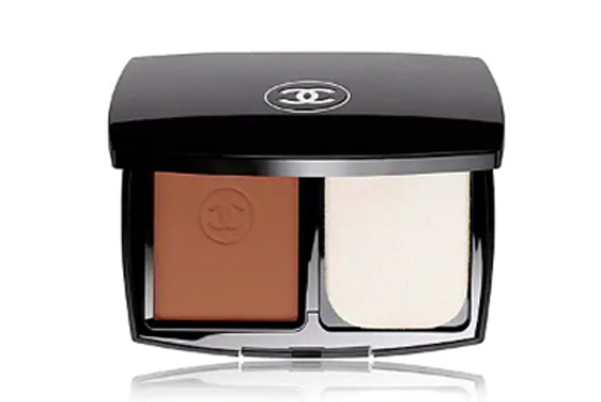 chanel le teint ultra tenue ultrawear flawless compact foundation broad spectrum spf 15 sunscreen