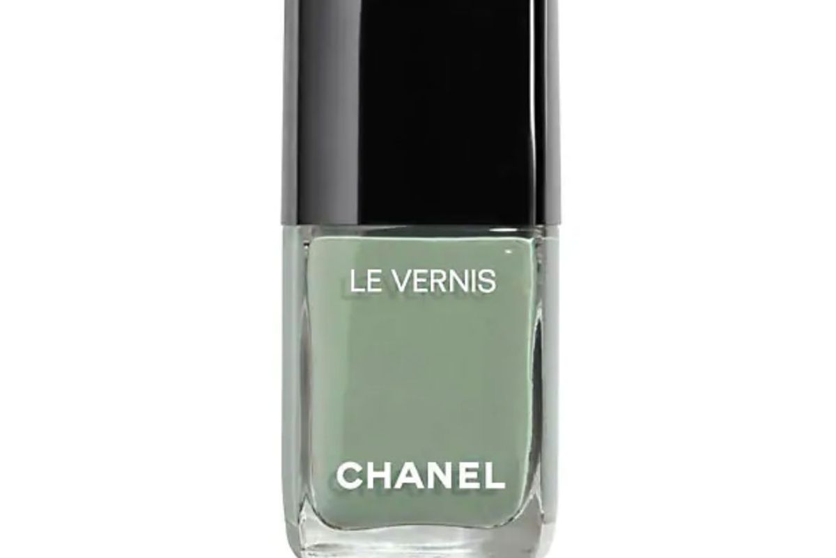 chanel le vernis in legrete halo and chicness