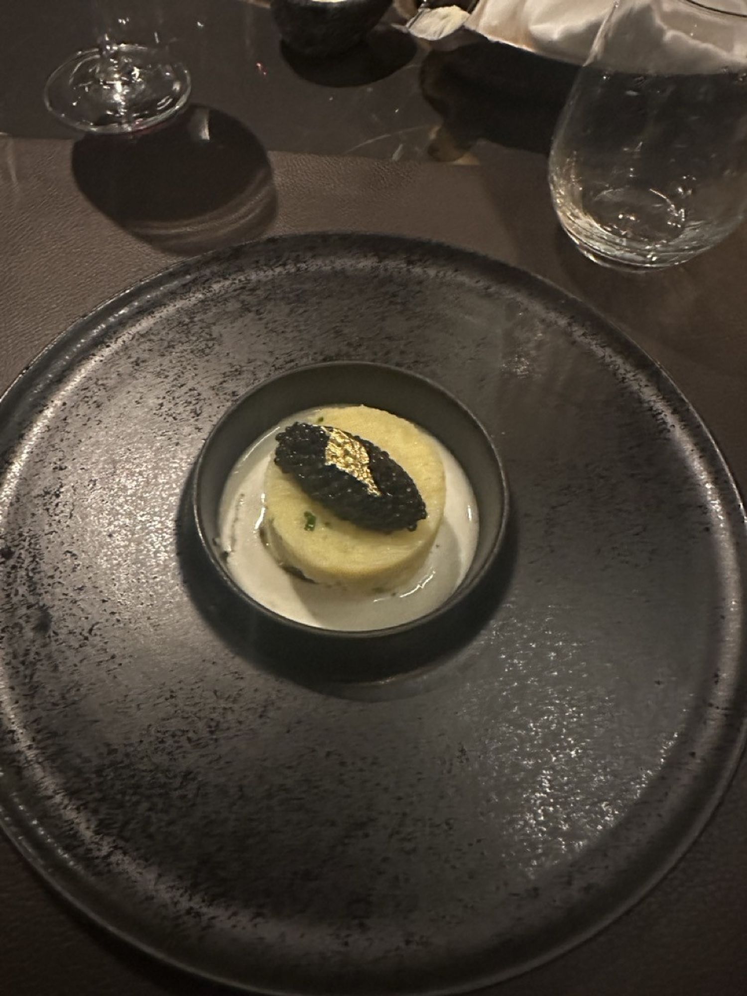 chic cruise dinner