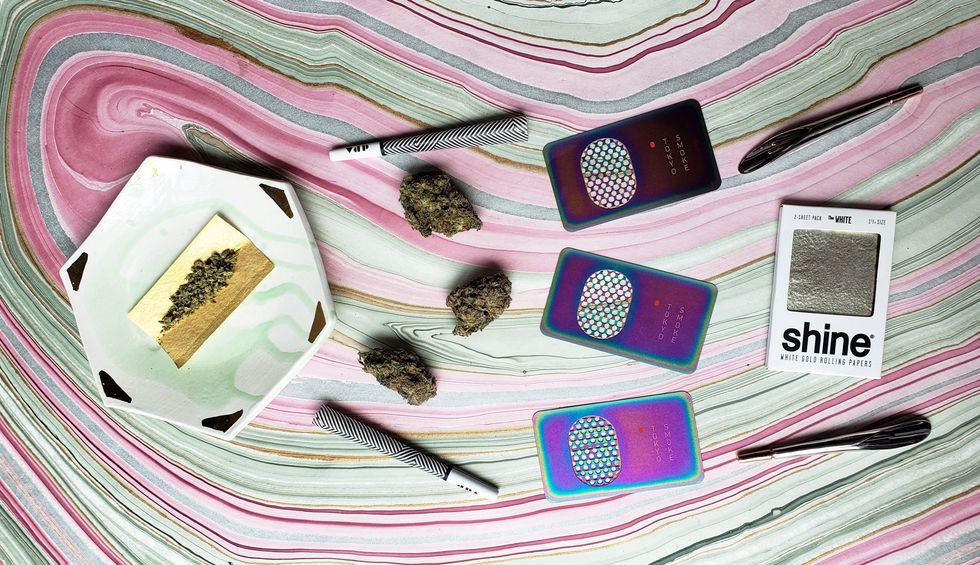 chic smoking accessories