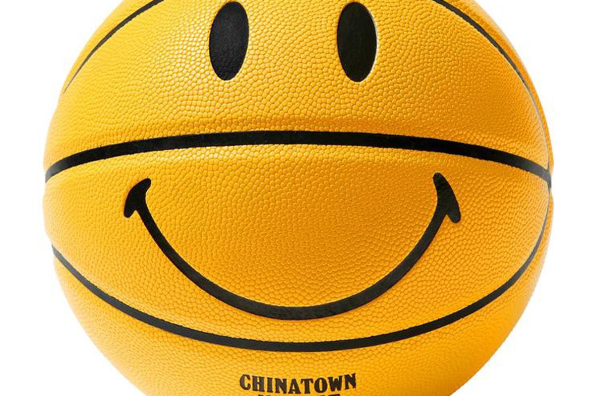 chinatown market x smiley uo exclusive smiley basketball