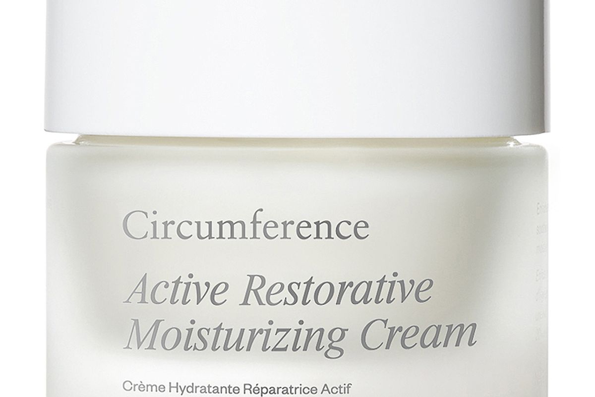 circumference active restorative moisturizing cream