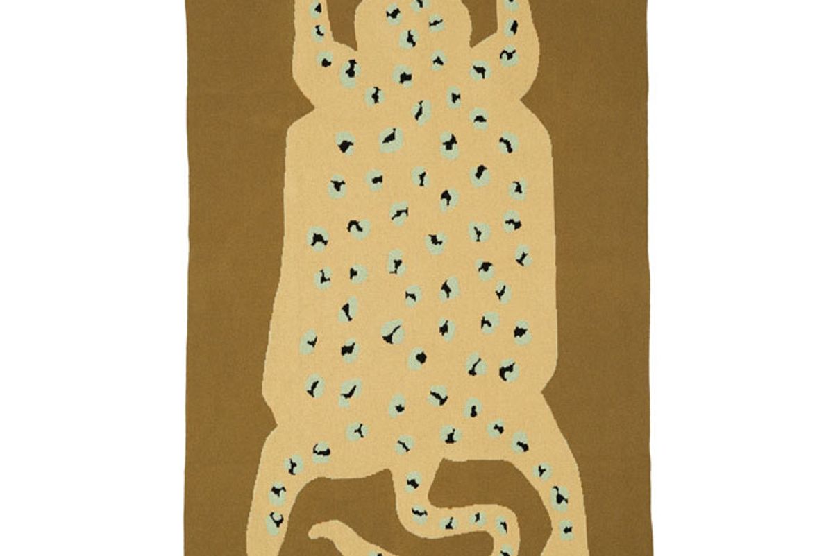 cold picnic earth leopard knit blanket