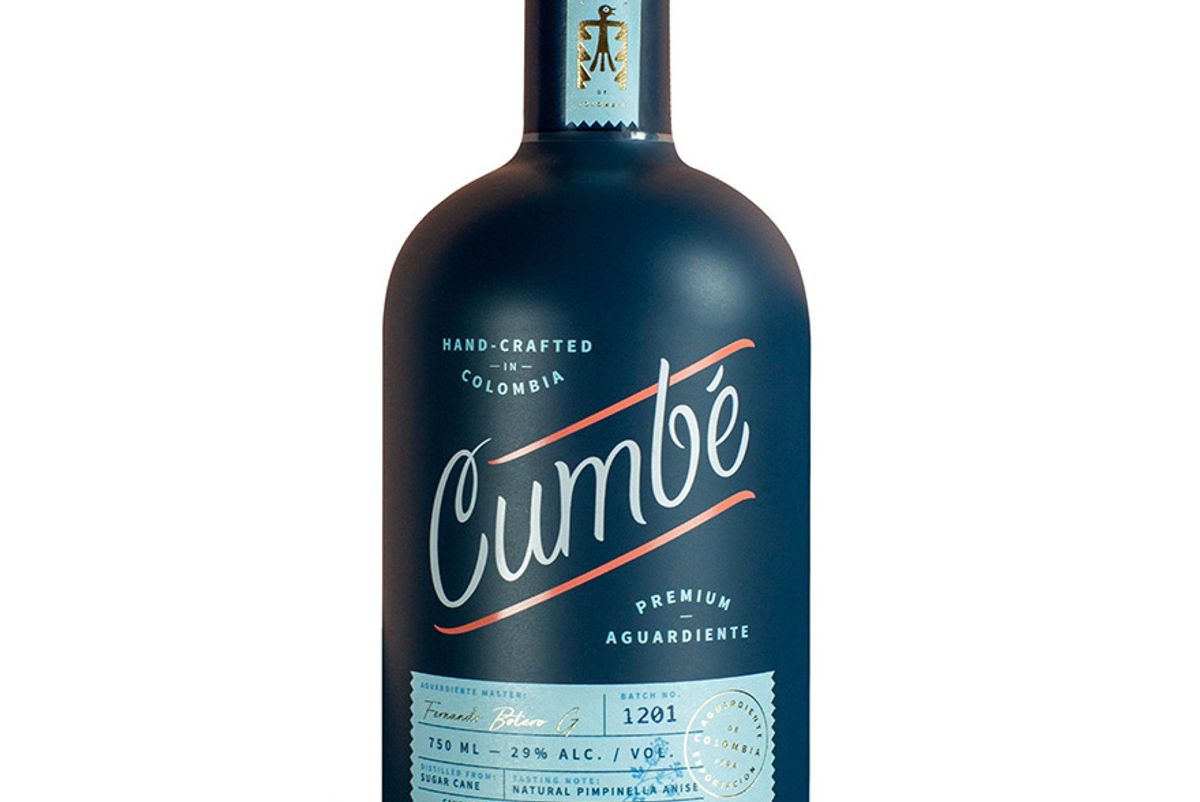 cumbe premium aguardiente