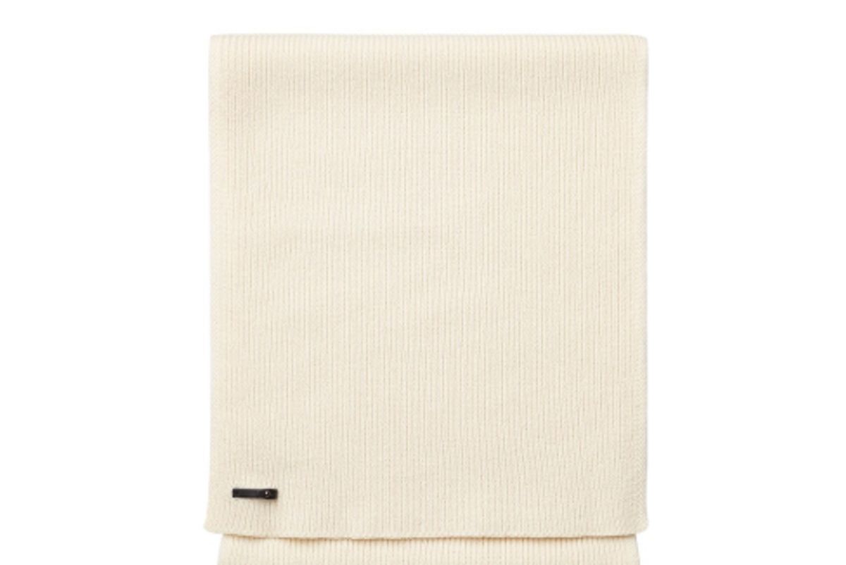 cuyana cashmere ribbed scarf