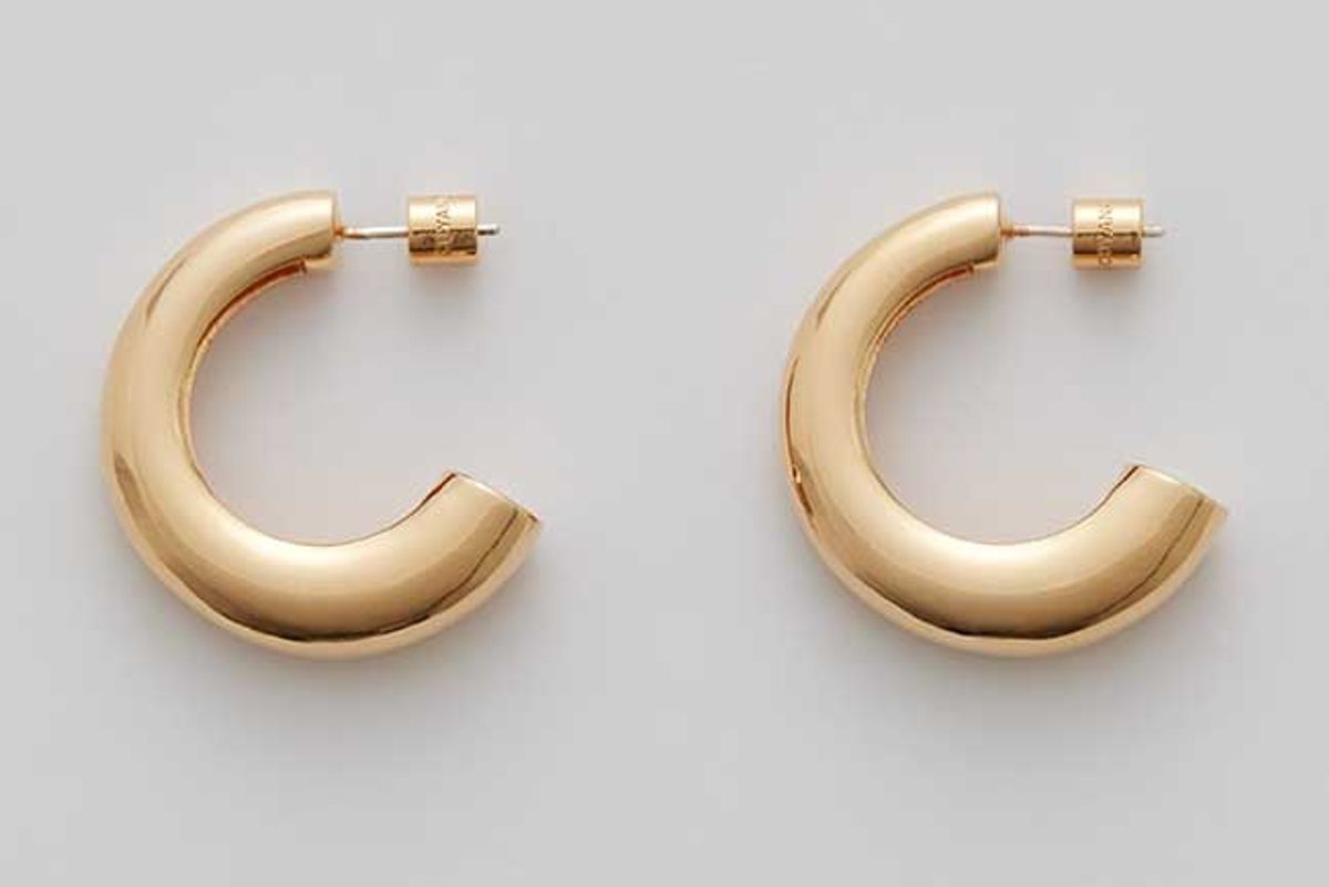 cuyana crescent hoop earrings