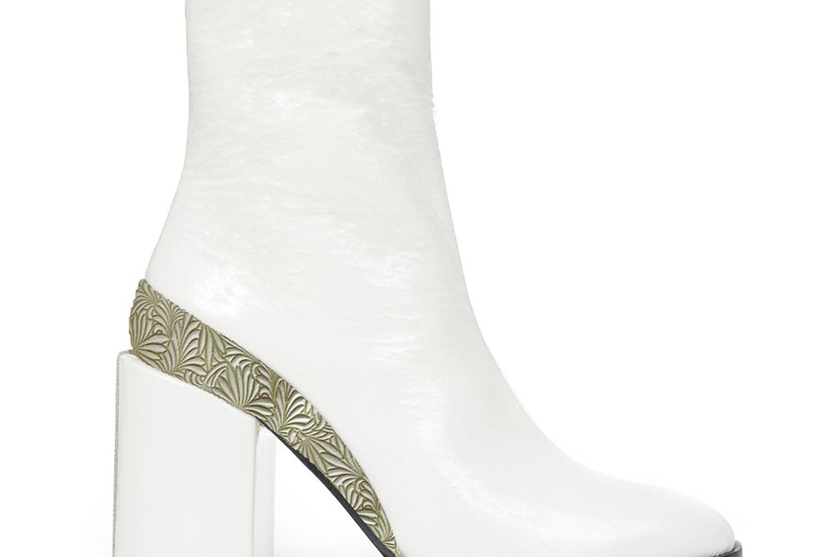 Spirit Boots, White