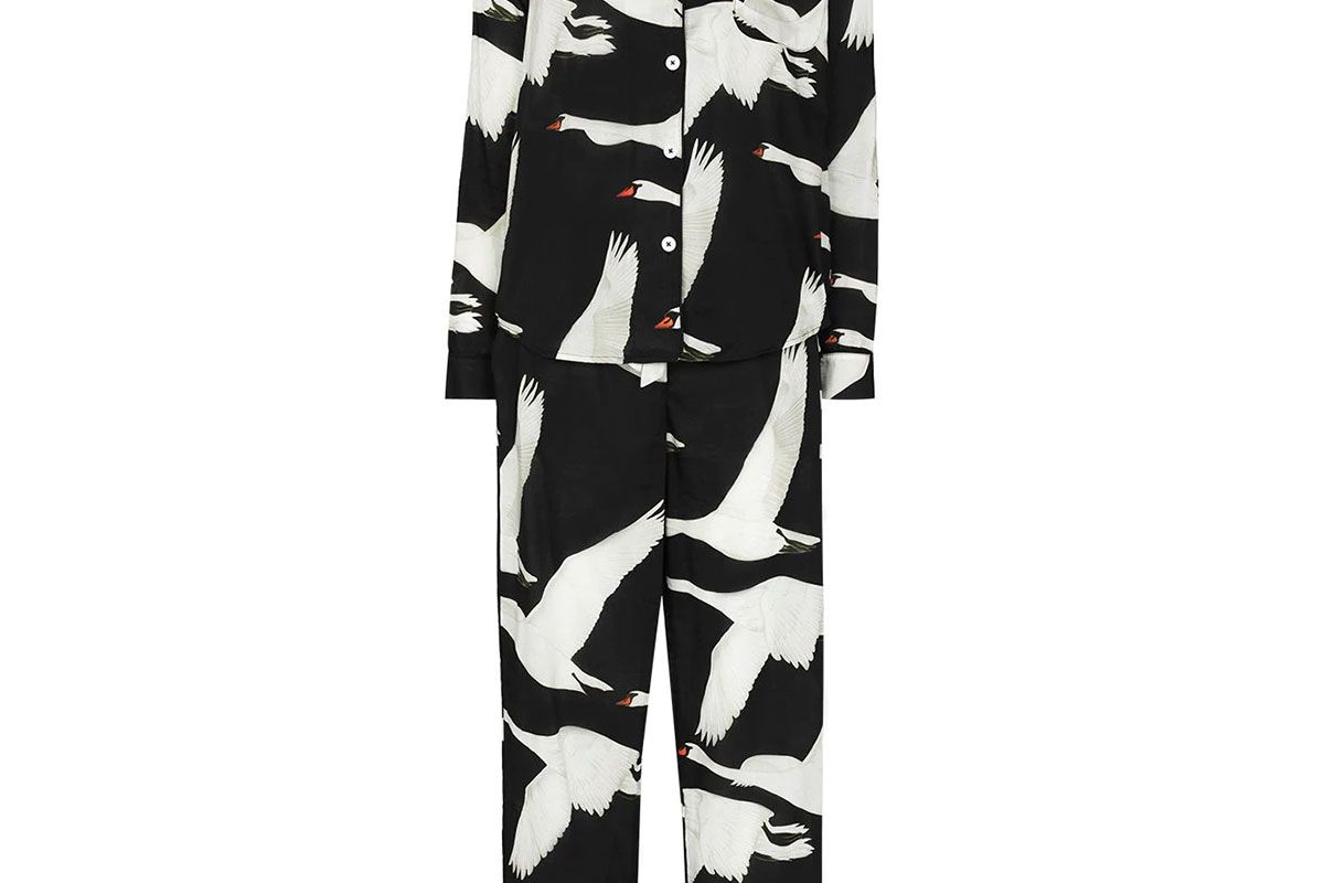 desmond and dempsey leda swan print pajama set