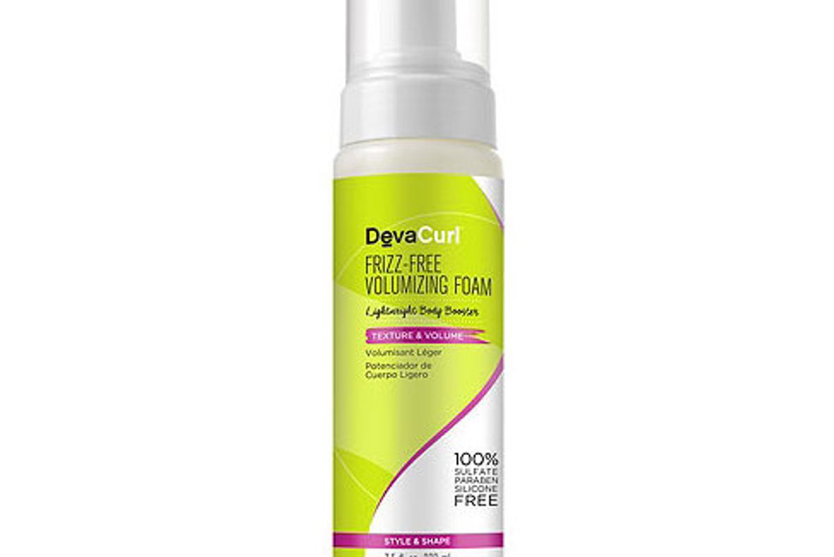 devacurl frizz free volumizing foam