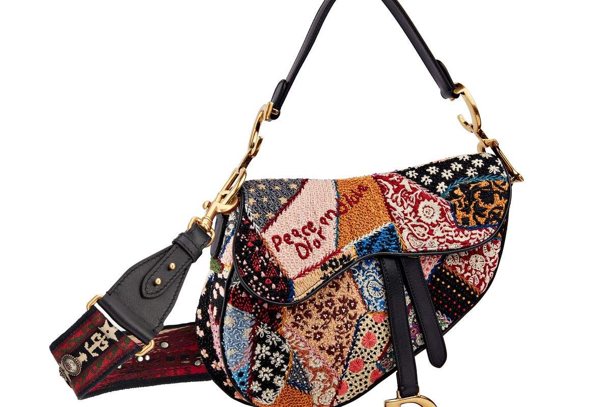 dior saddle bag in embroidered canvas