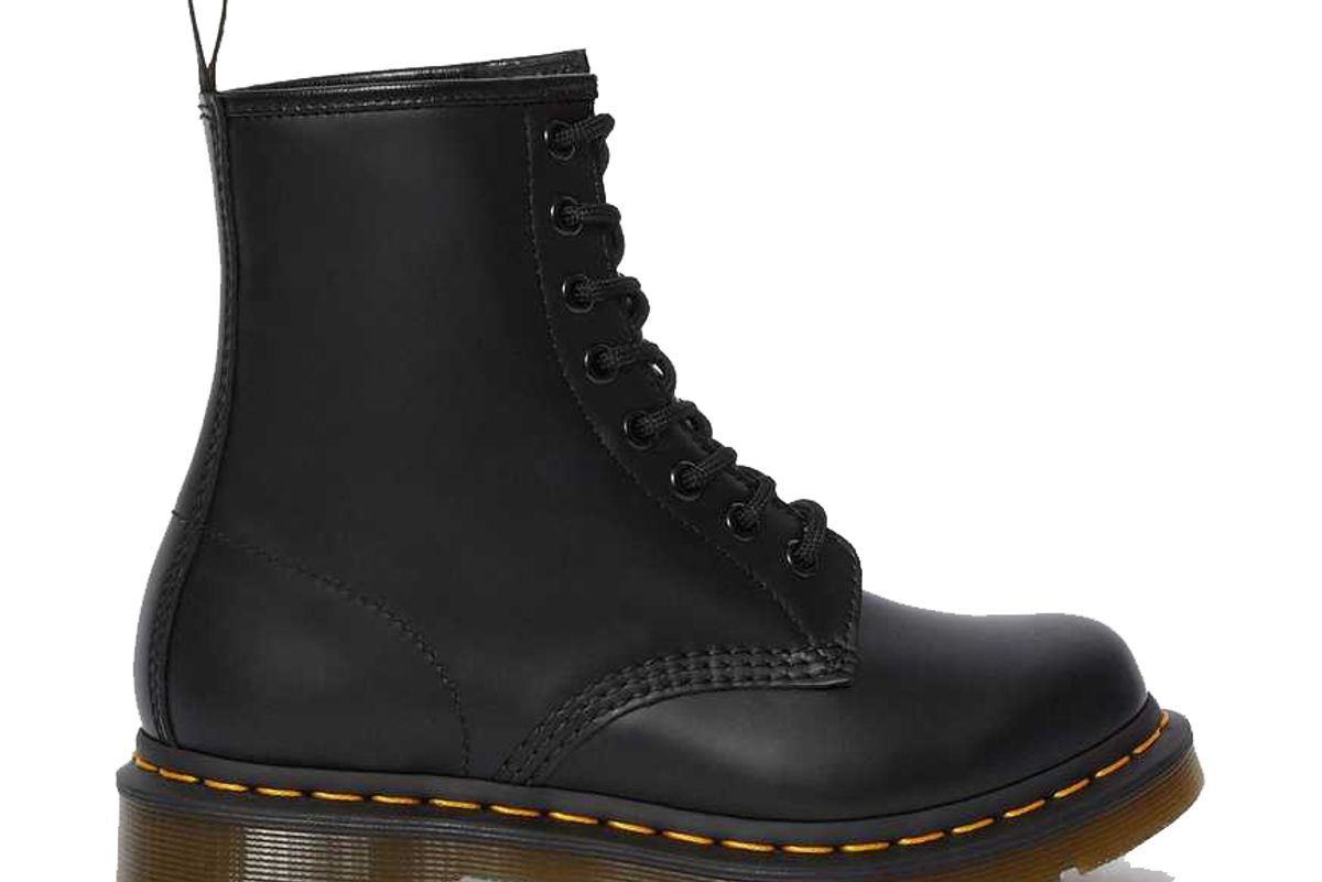 dr martens 1460 womens smooth leather lace up boots