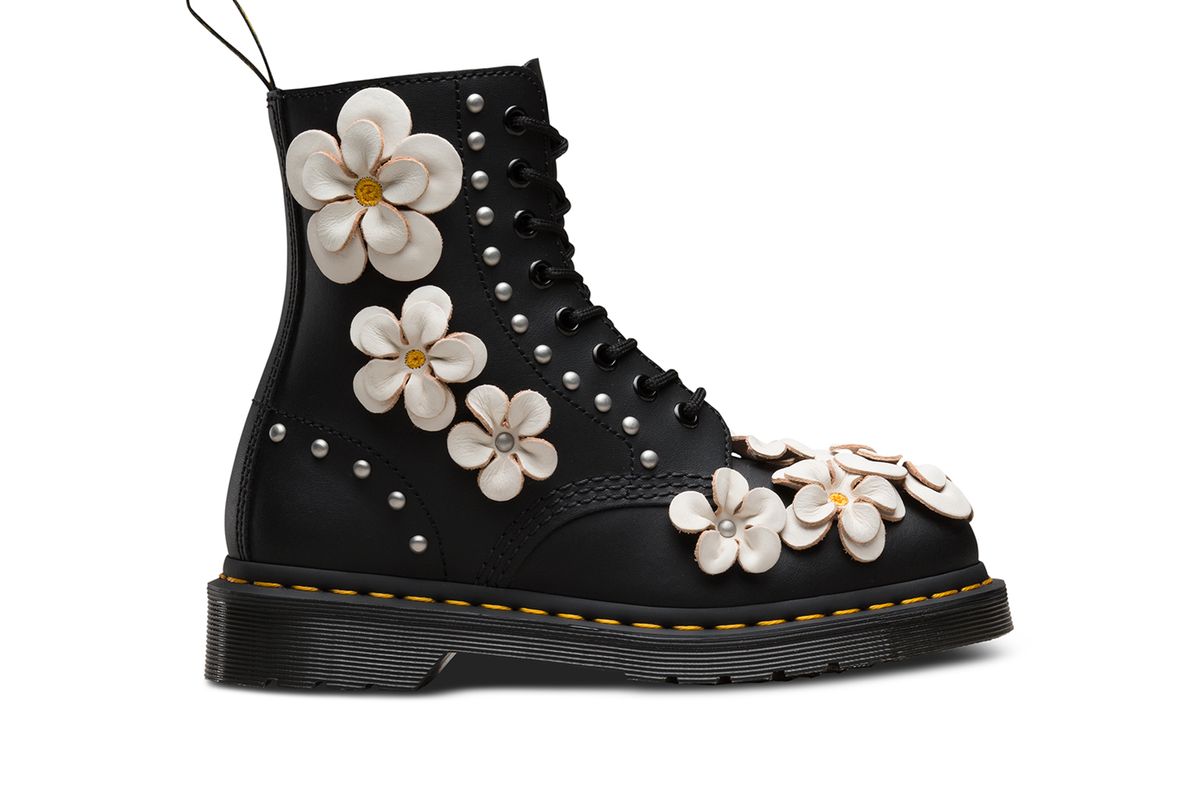 dr martens womens boots