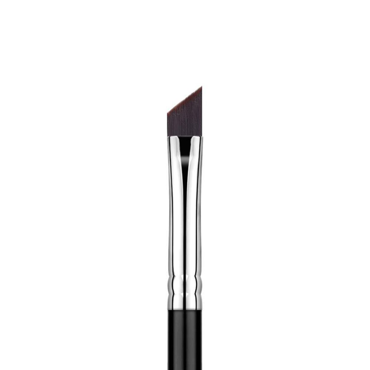 eigshow eyeliner brush fine angled