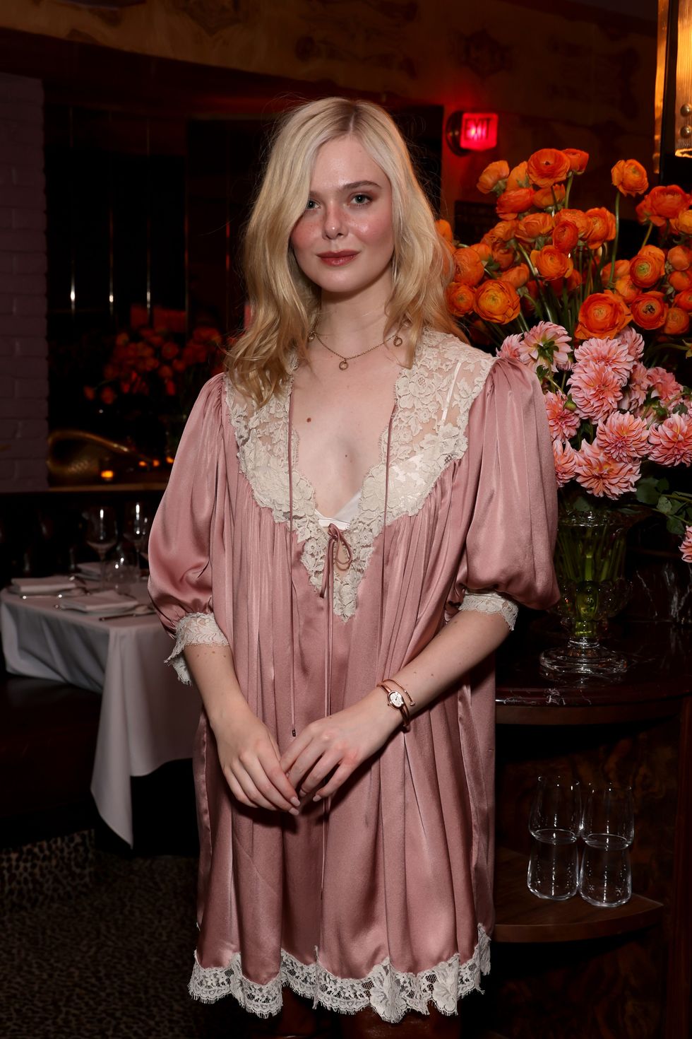 elle-fanning-coquette
