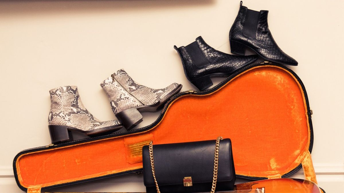 fashion girl boot trend
