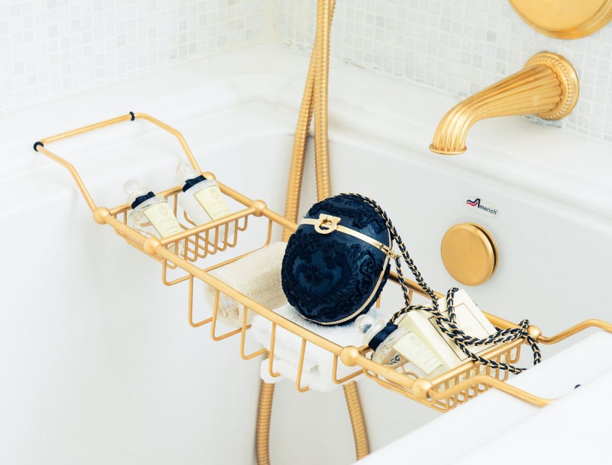6 Beauty Treatments You Can Do in Your Hotel Room