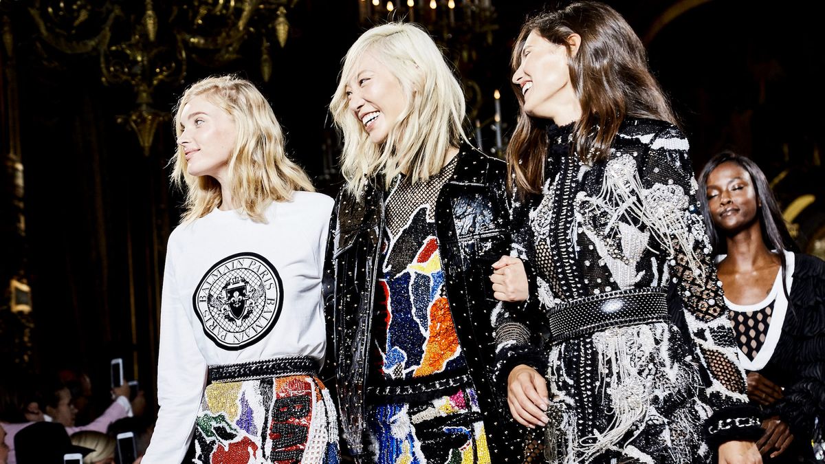 See Up-Close Details Of Balmain’s Spring 2018 Collection