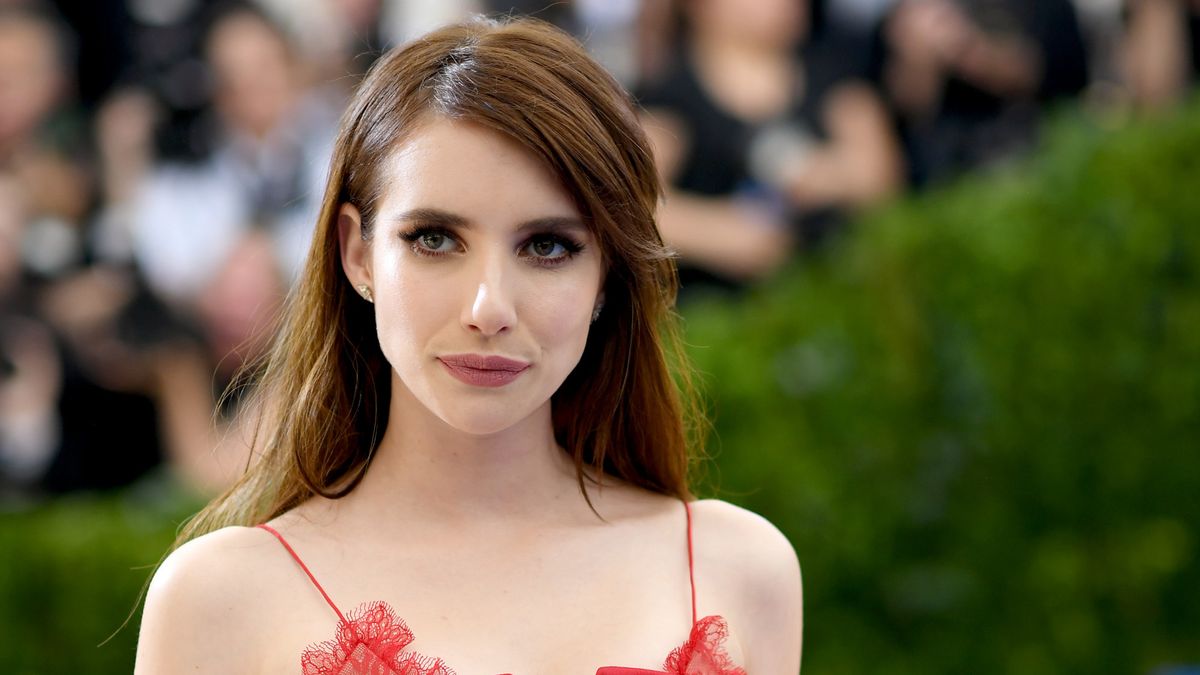 Emma Roberts Is Back to Blonde