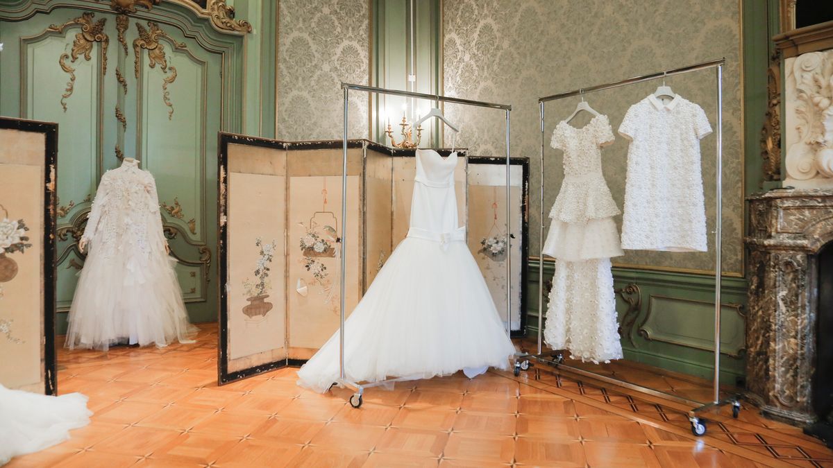 Inside Viktor Rolf S Bridal Couture Amsterdam Atelier Coveteur Inside Closets Fashion Beauty Health And Travel