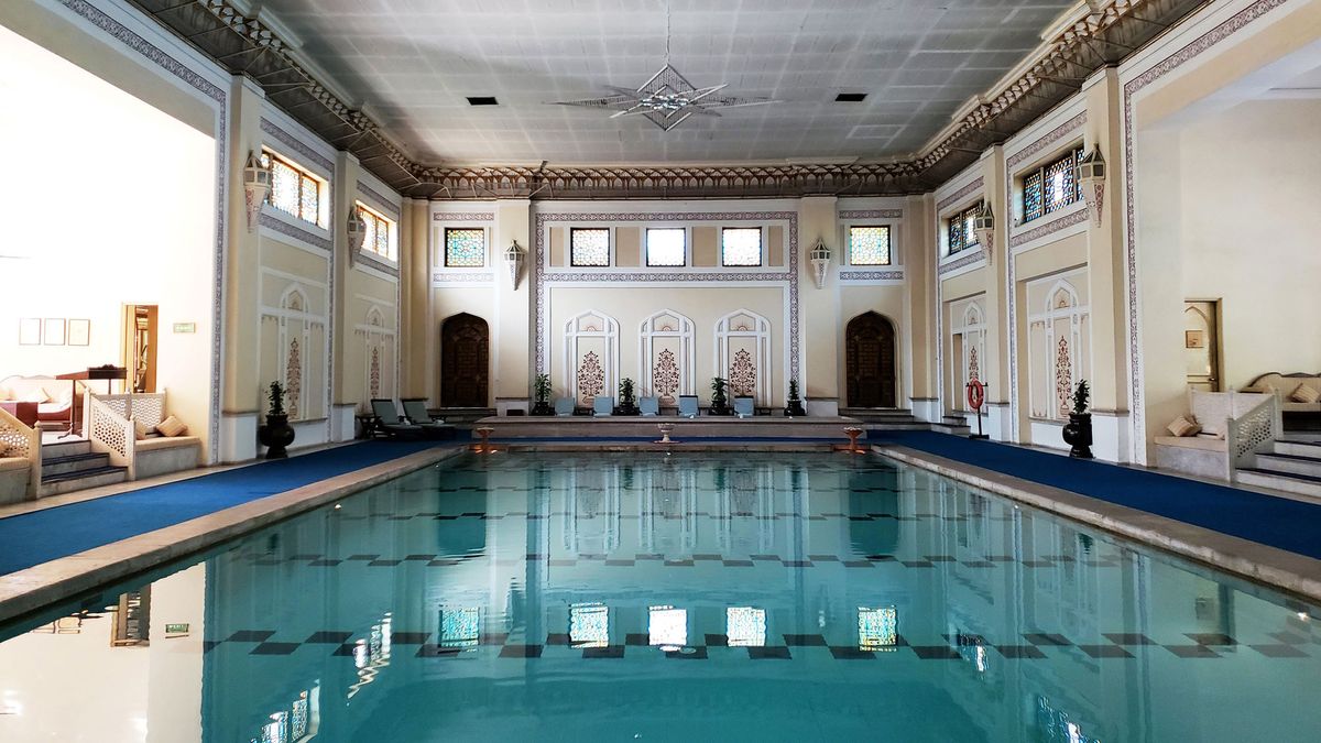 inside taj rambagh palace