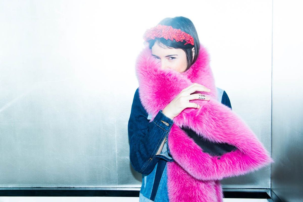 How to Pull Off The Fun Fur Stole