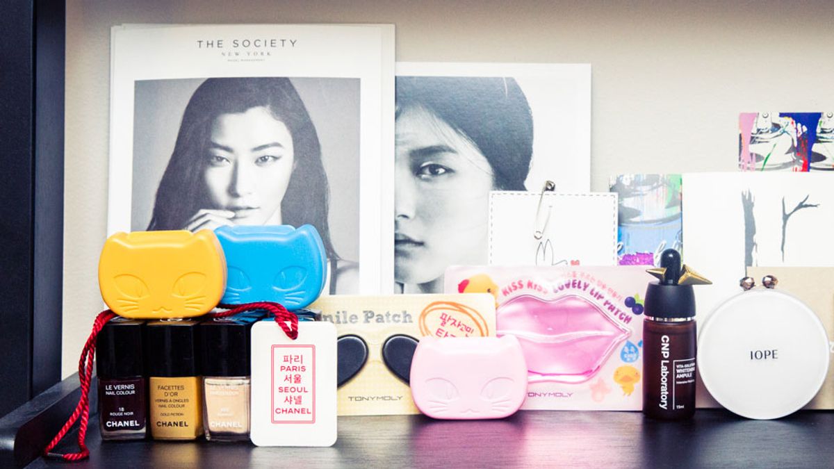 This New Holographic Peel-Off Mask Is Taking Over Instagram