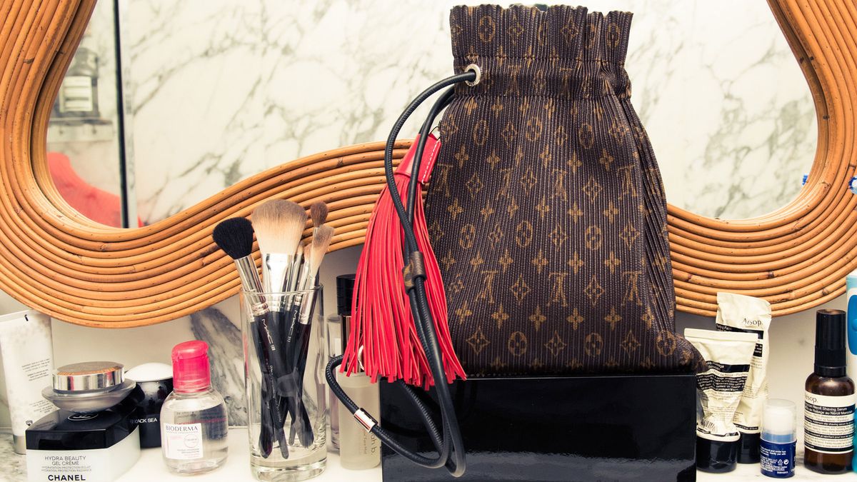 french girl beauty essentials for holiday parties