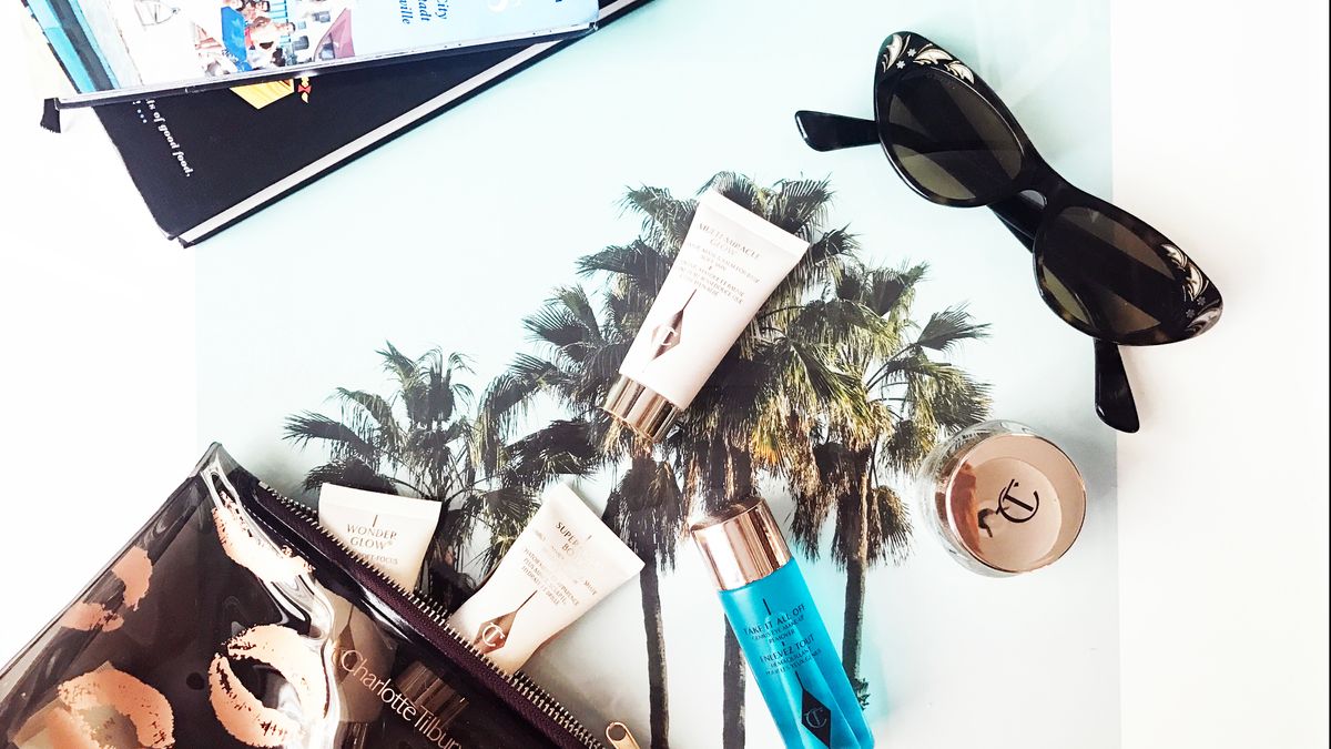 This Tiny TSA-Approved Makeup Bag Gives Me Perfect Post-Flight Skin