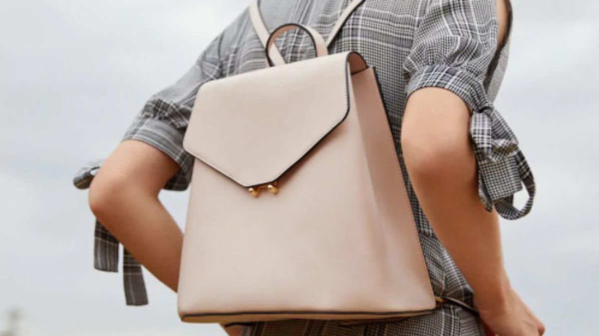 15 Fall Backpacks Under $100