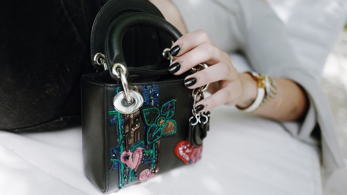 Dior Packed a Train Full of Beauty Products & Fashion Girls, and This Is What Happened