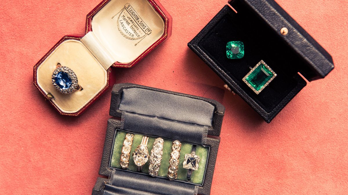 28 Gorgeous Celebrity Engagement Rings