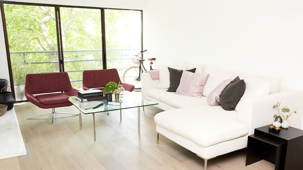 How to Design a Minimalist Space That Still Feels Warm