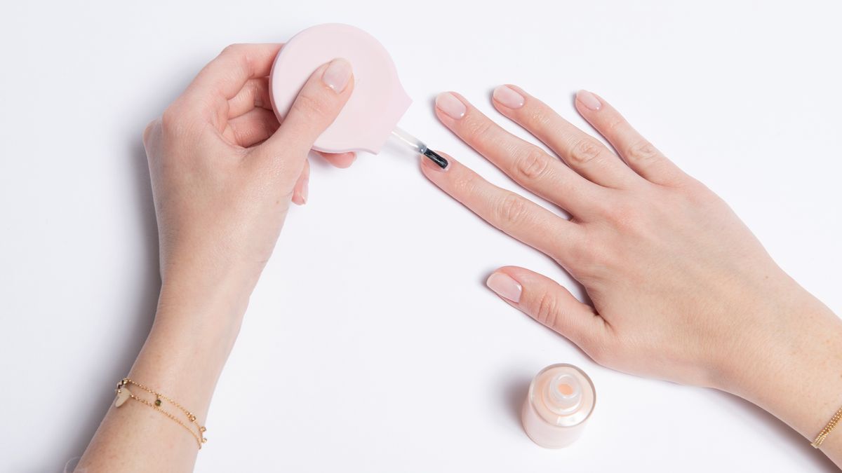 olive and june new manicure tool the poppy
